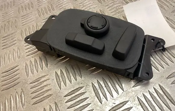 Land Rover Discovery 5 Seat adjustment handle PGJ3214B566EC