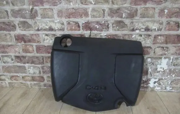 Toyota Avensis T270 Engine cover (trim)