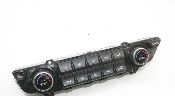 KIA Sportage Interior fan control switch 97250F1700AK5