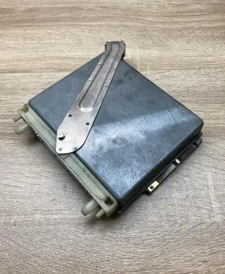 Volvo S70 V70 V70 XC Engine control unit/module ECU P01270297