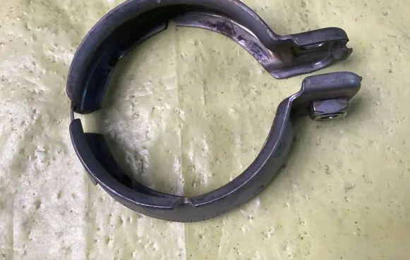 Mercedes-Benz B W245 Muffler pipe connector clamp A2034900441