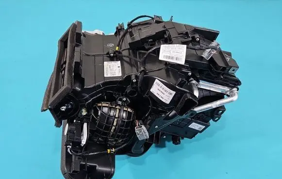 Renault Clio V Interior heater climate box assembly 272704883R IMPRK1468705
