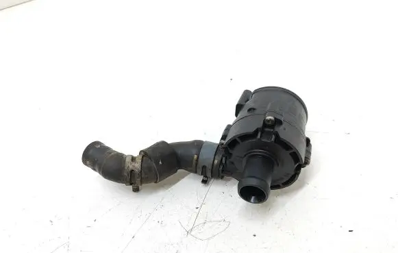 Volkswagen Golf VII Electric auxiliary coolant/water pump 5G0965561