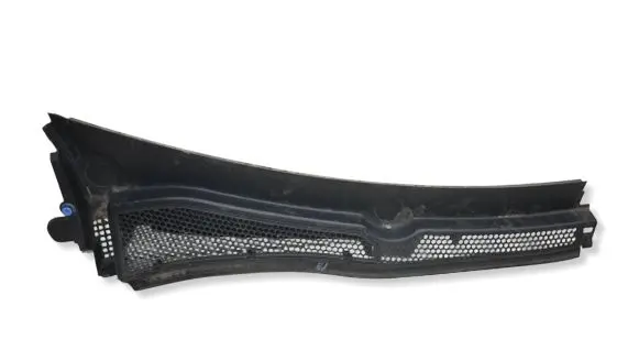 Peugeot 208 I Wiper trim 9673303080