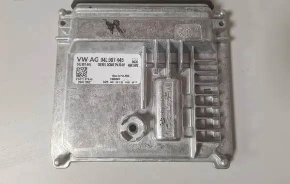 Audi A3 S3 8V Engine control unit/module 04L907445