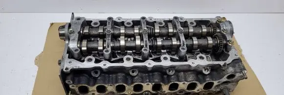 Toyota RAV 4 (XA20) Engine head 