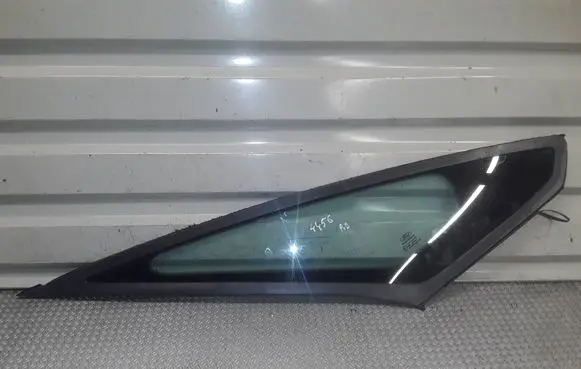 Ford S-MAX Front triangle window/glass 