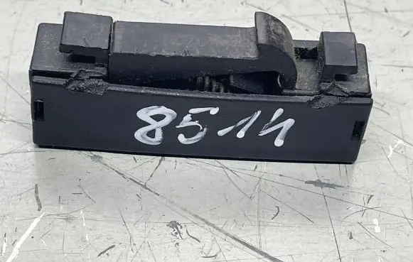 Opel Insignia A Parcel shelf load cover mount bracket 