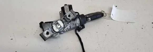 Volkswagen Touran I Ignition lock 1K0905865