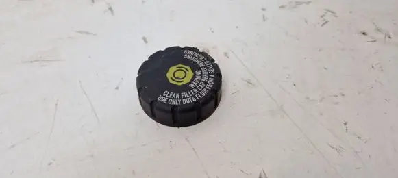 Saab 9-3 Ver2 Brake fluid reservoir filler cap with level sensor 32662748