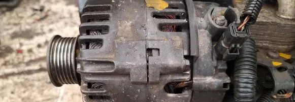 Peugeot 4007 Generator/alternator 9665735680