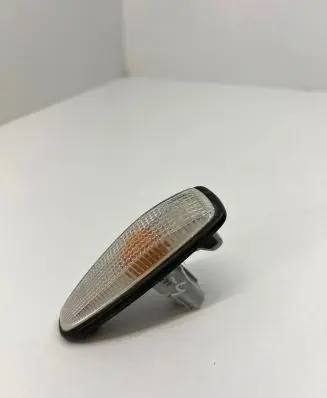 Citroen C4 Aircross Front indicator light