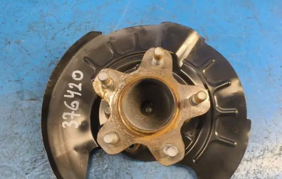 Nissan X-Trail T33 Rear wheel bearing hub 432026RA0A