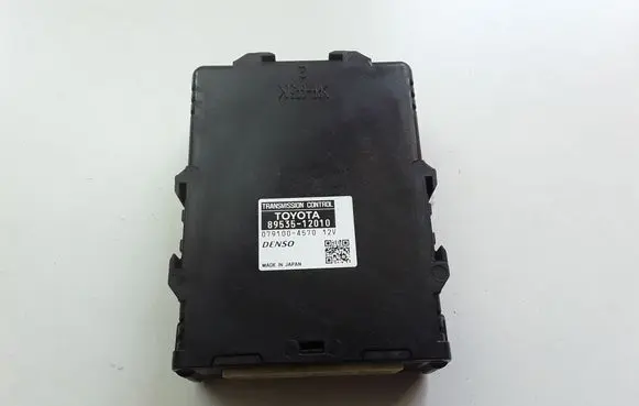 Toyota Auris E180 Gearbox control unit/module 8953512010