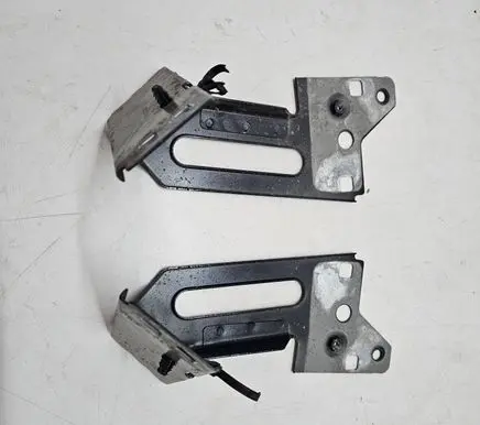 Maserati Grecale Fender mounting bracket