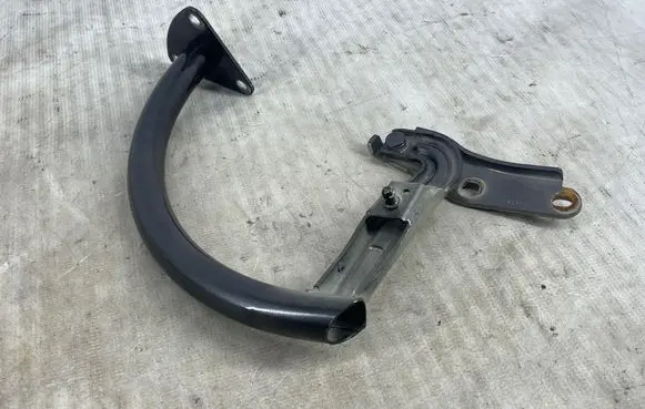Volkswagen PASSAT B7 Tailgate/trunk/boot hinge 3C5827301B 142113