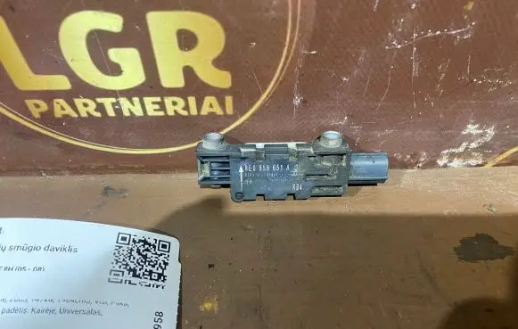 Audi A4 S4 B7 8E 8H Airbag deployment crash/impact sensor 8E0959651