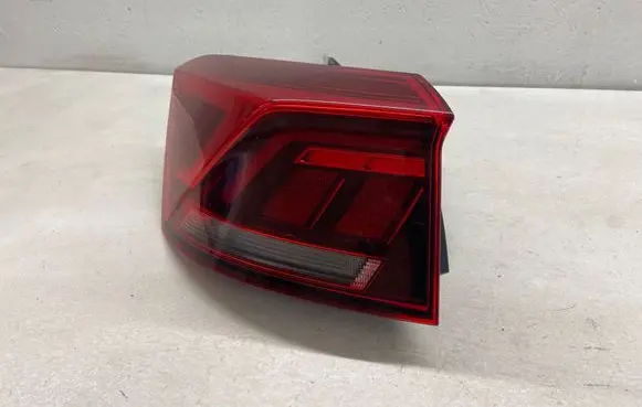 Volkswagen T-Roc Rear/tail lights 2GA945095D RE2891000402 TE2891000402