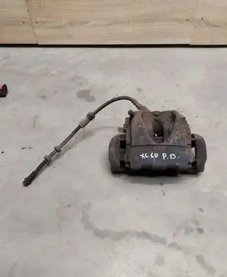 Volvo XC60 Front brake caliper