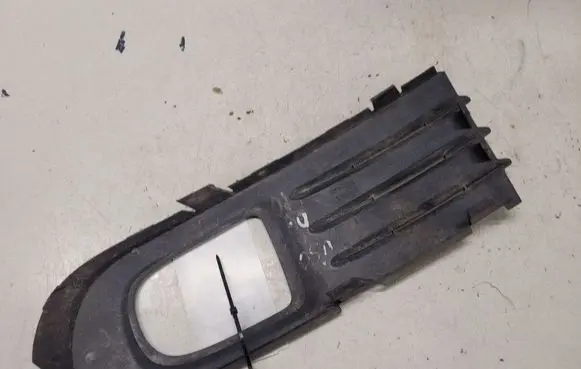Volvo V50 Front bumper lower grill 30655885