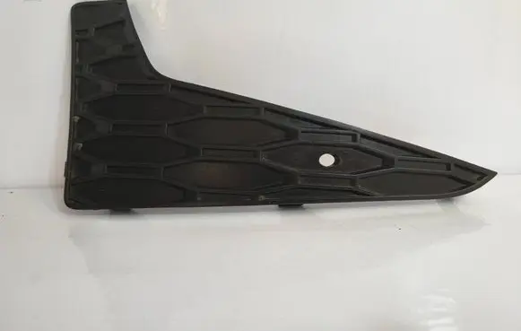 Seat Leon (5F) Front bumper lower grill 5f0853666bautoas5 5f0853666b