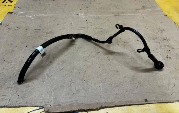 Ford Explorer VI Breather/breather pipe/hose L1M73B476DE
