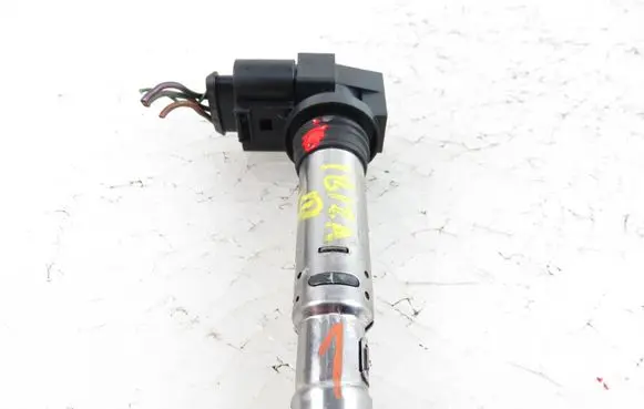 Seat Ibiza III (6L) High voltage ignition coil R0401S00400