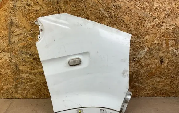 Renault Master II Fender 187221