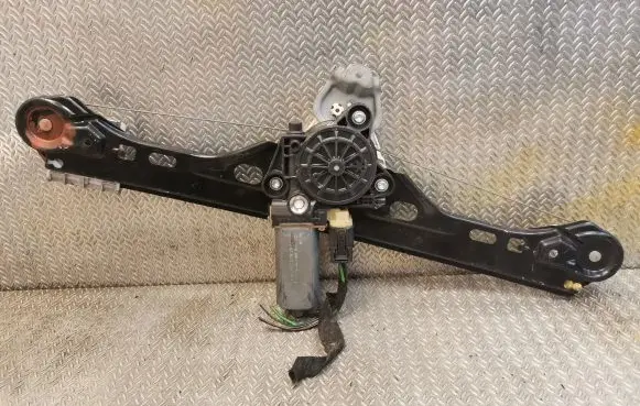 Mercedes-Benz C W203 Rear door window regulator with motor 2038202942