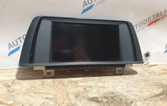 BMW 1 F20 F21 Screen/display/small screen 9262752