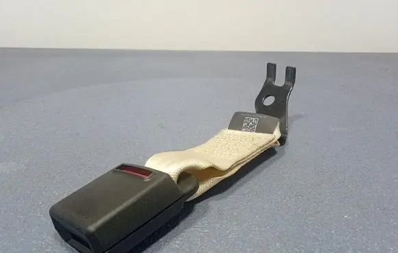 Maserati Levante Front seatbelt 633820900C