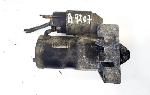 Citroen C4 Grand Picasso Starter motor 9663528880 m000t22471