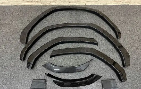 Lamborghini Urus Front arch trim 4ML854960A 4ML854959A 4ML854820A
