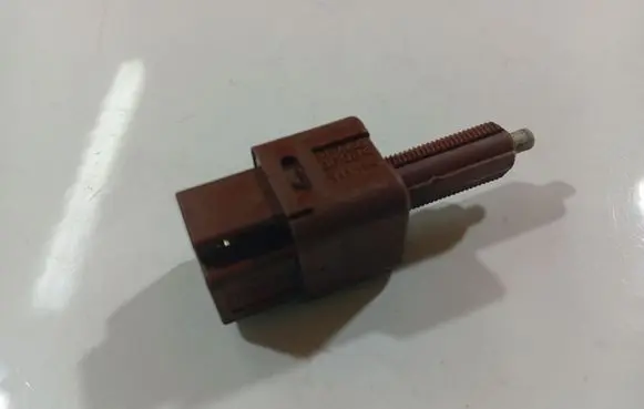 Brake pedal sensor switch