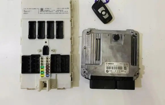 BMW 3 F30 F35 F31 Engine ECU kit and lock set 