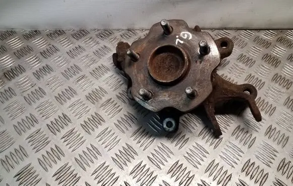 Toyota Auris E180 Rear wheel hub
