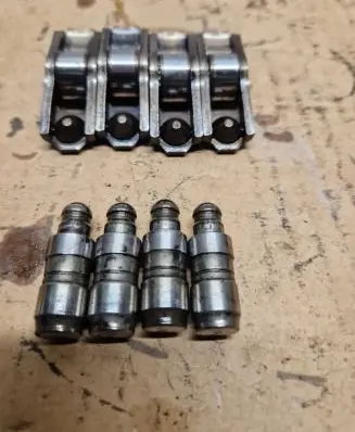 BMW 5 F10 F11 Valve rocker arm 7812893 8614951