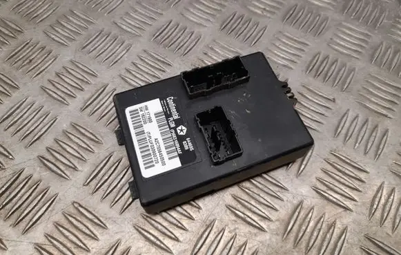 Chrysler Pacifica Tailgate/trunk control unit/module 68316094AF