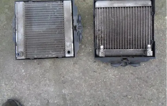 BMW 7 F01 F02 F03 F04 Engine oil radiator 7572542 289440 P8413002