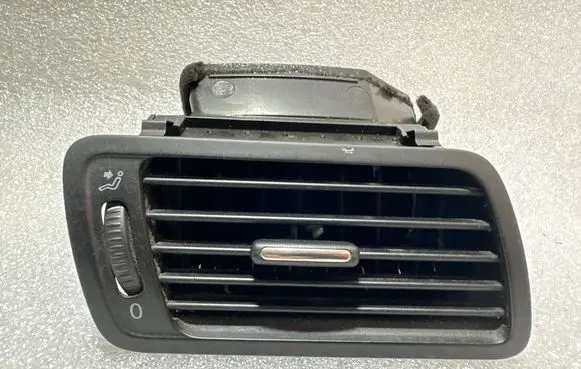 Volkswagen PASSAT B6 Dashboard side air vent grill/cover trim 3C1819702E