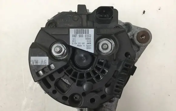 Audi A4 S4 B7 8E 8H Generator/alternator 06F903023J