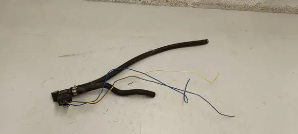 Mercedes-Benz A W176 Vacuum line/pipe/hose A2464920859 A0071536028