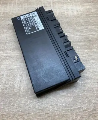 BMW 5 E60 E61 Comfort/convenience module 9136040 5WK49110