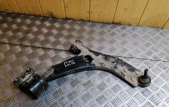 Ford Focus Front lower control arm/wishbone