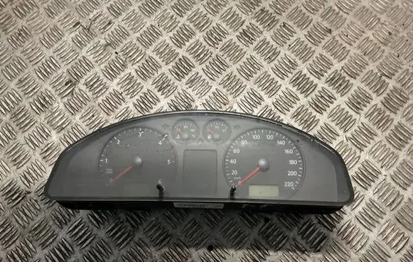 Volkswagen Transporter - Caravelle T5 Speedometer (instrument cluster) 