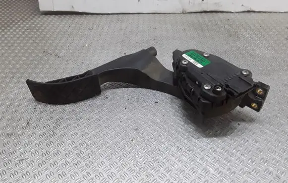 Audi A2 Accelerator throttle pedal 8Z1721523