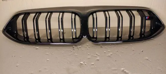 BMW M8 F91 F92 G14 G15 Front bumper upper radiator grill 7 449 420