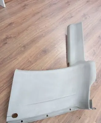 (D)pillar trim (top)