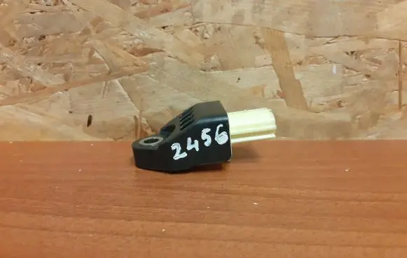 Toyota RAV 4 (XA40) Airbag deployment crash/impact sensor 8983112030 2456
