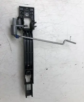 Rear door exterior handle/bracket